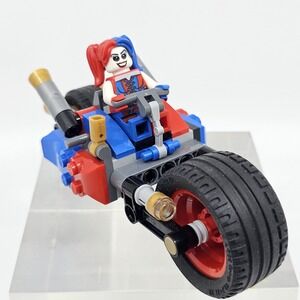 LEGO DC Comics Gotham City Cycle Chase Super Heroes  (76053) Batman & Harley Q